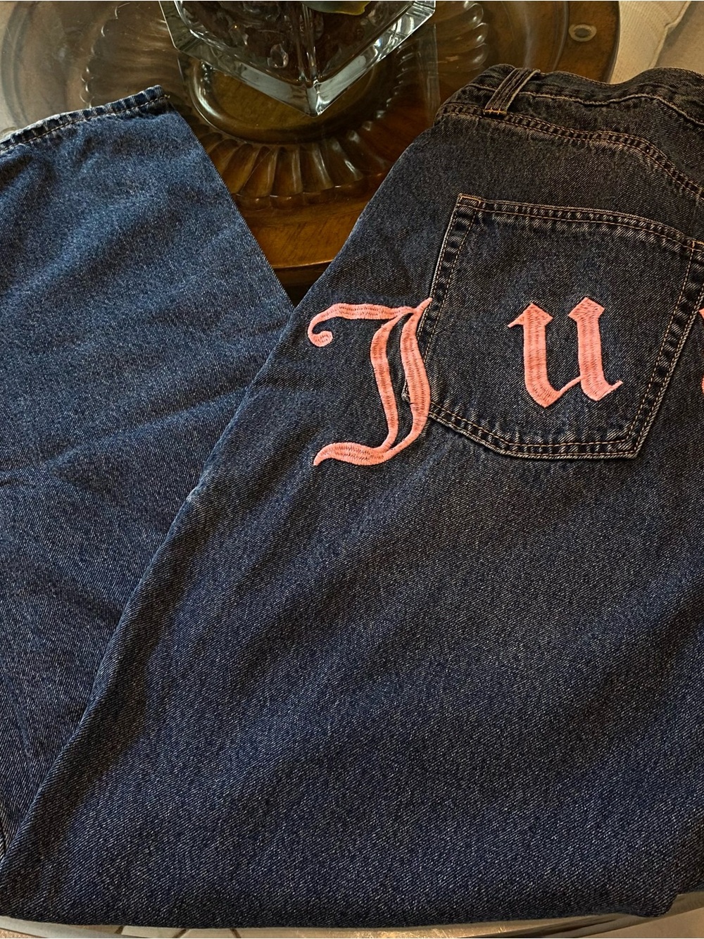 Juicy Couture Belvedere Distressed Wash  size 29 Inseam 30” Button closure